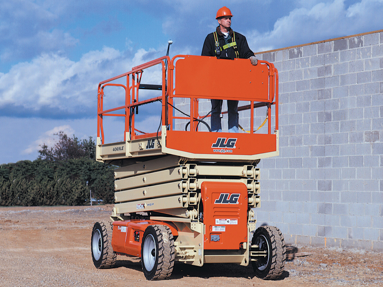 New or Used Rental JLG 4069LE   | lift truck rental for sale | National Lift of Arkansas